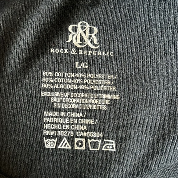 🆕 Rock & Republic Men’s Graphic Side Skull Tee Black Large - Picture 2 of 10